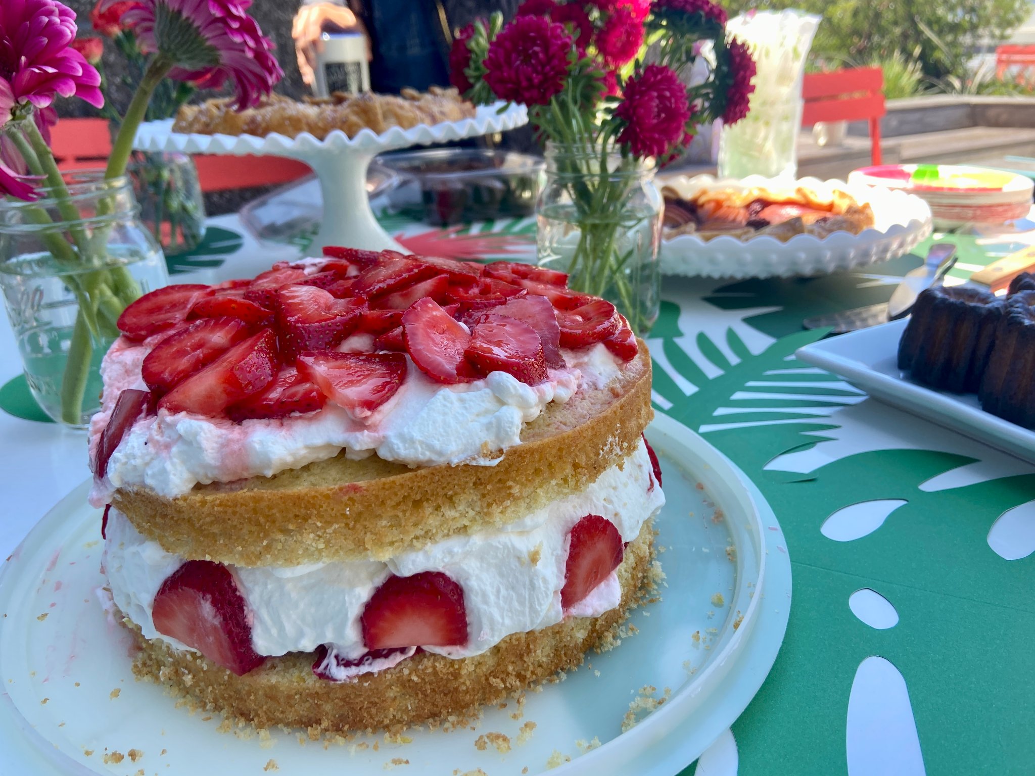 Making Claire Saffitz’s “Ultimate Strawberry Layer Cake” Rikomatic